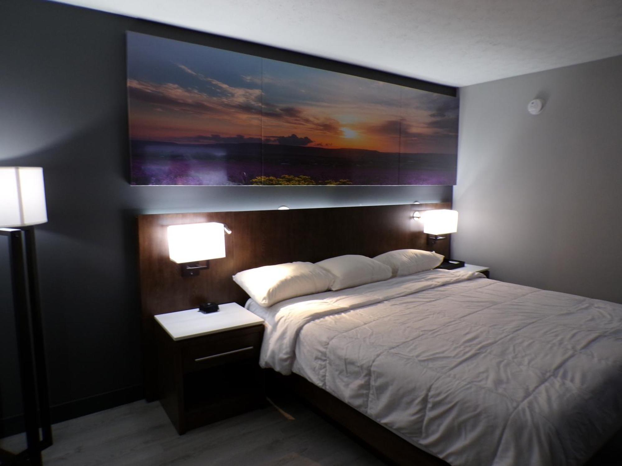 Luxor Inn & Suites, A Travelodge By Wyndham Елкінс Екстер'єр фото